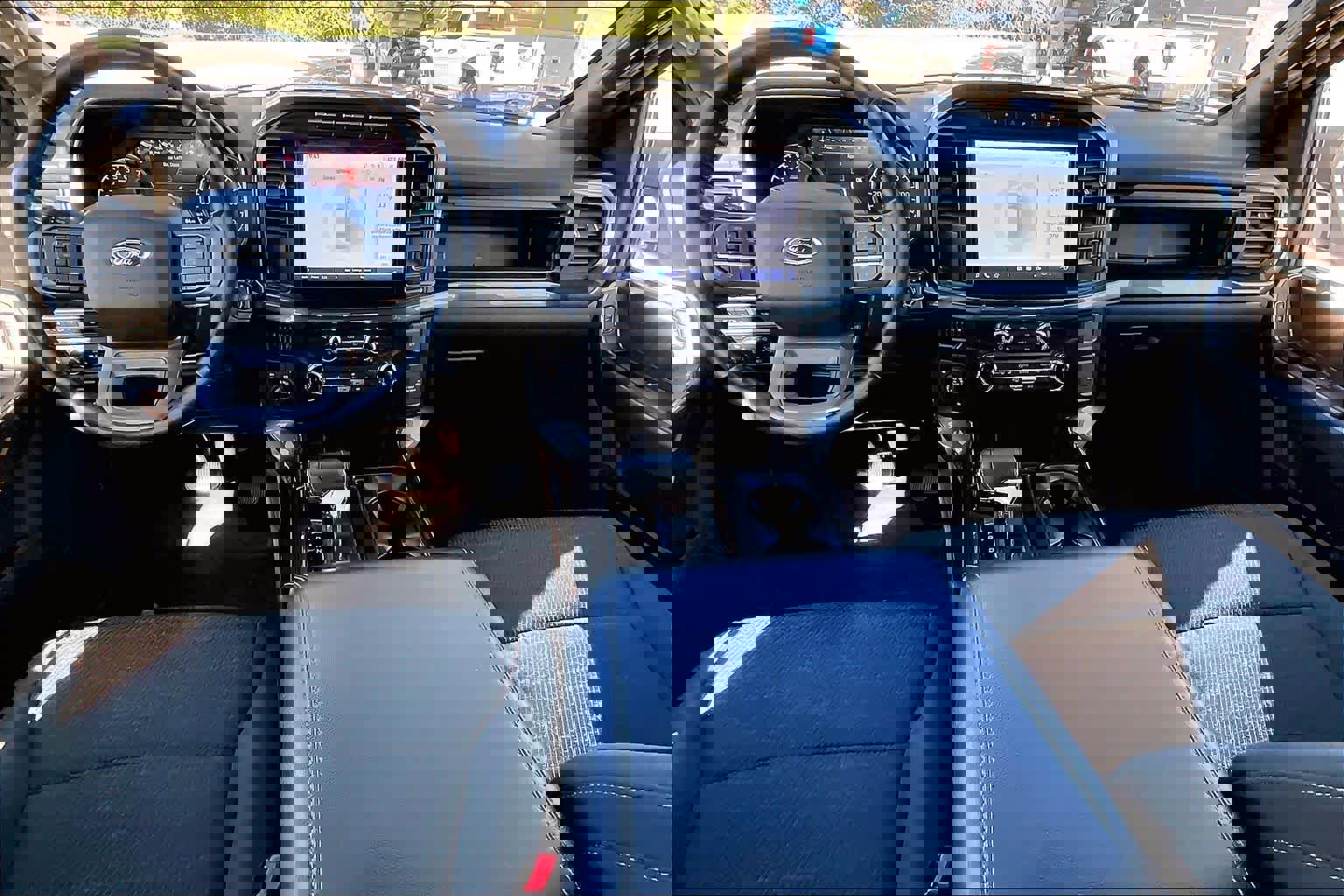 Certified 2022 Ford F150 XLT w/ Equipment Group 302A High image 16