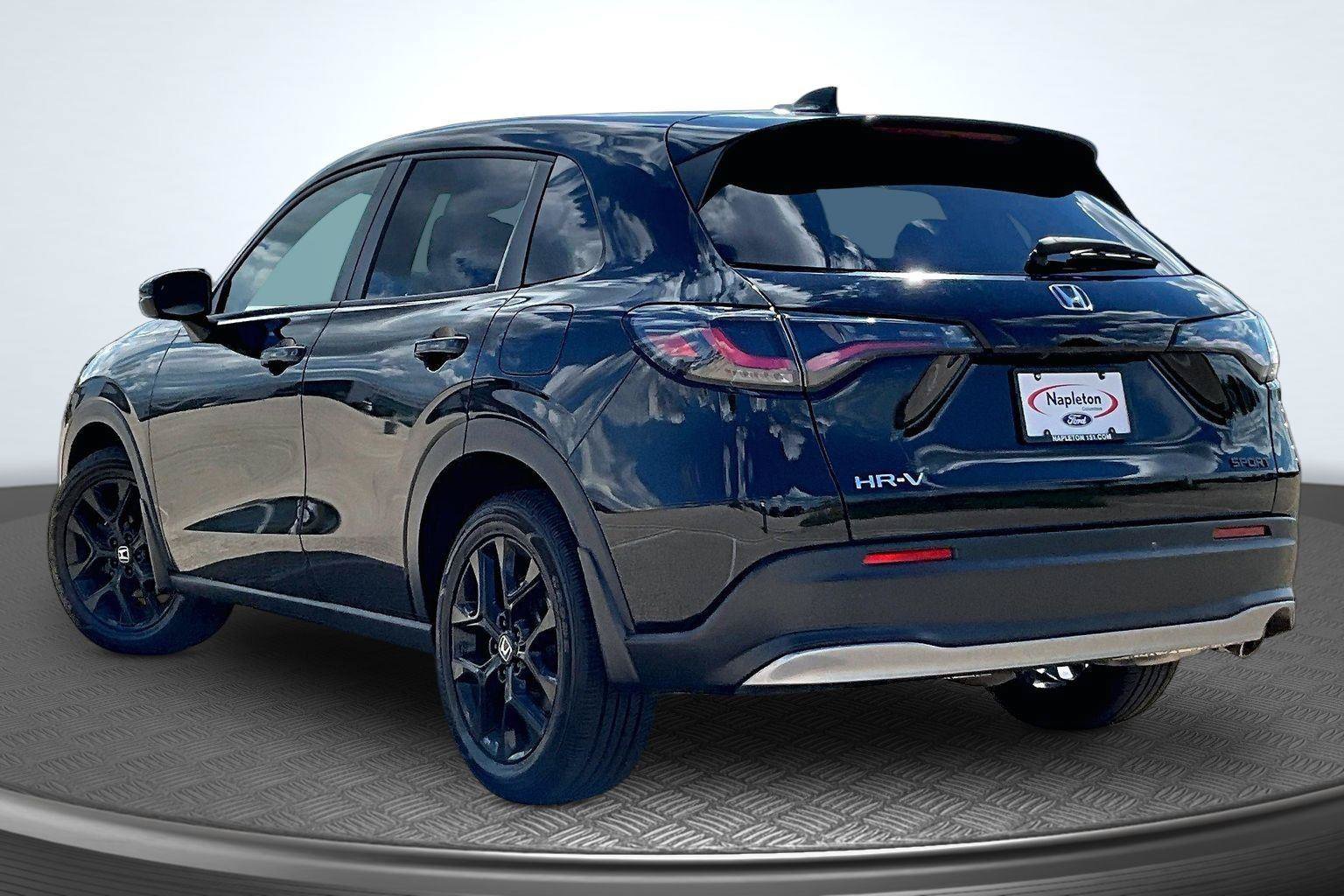 Used 2024 Honda HR-V Sport image 14