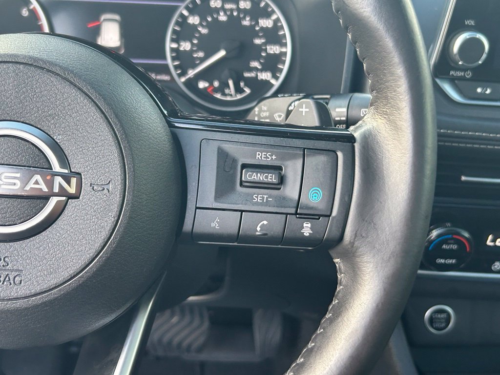 Used 2022 Nissan Rogue SV w/ SV Premium Package FWD image 40