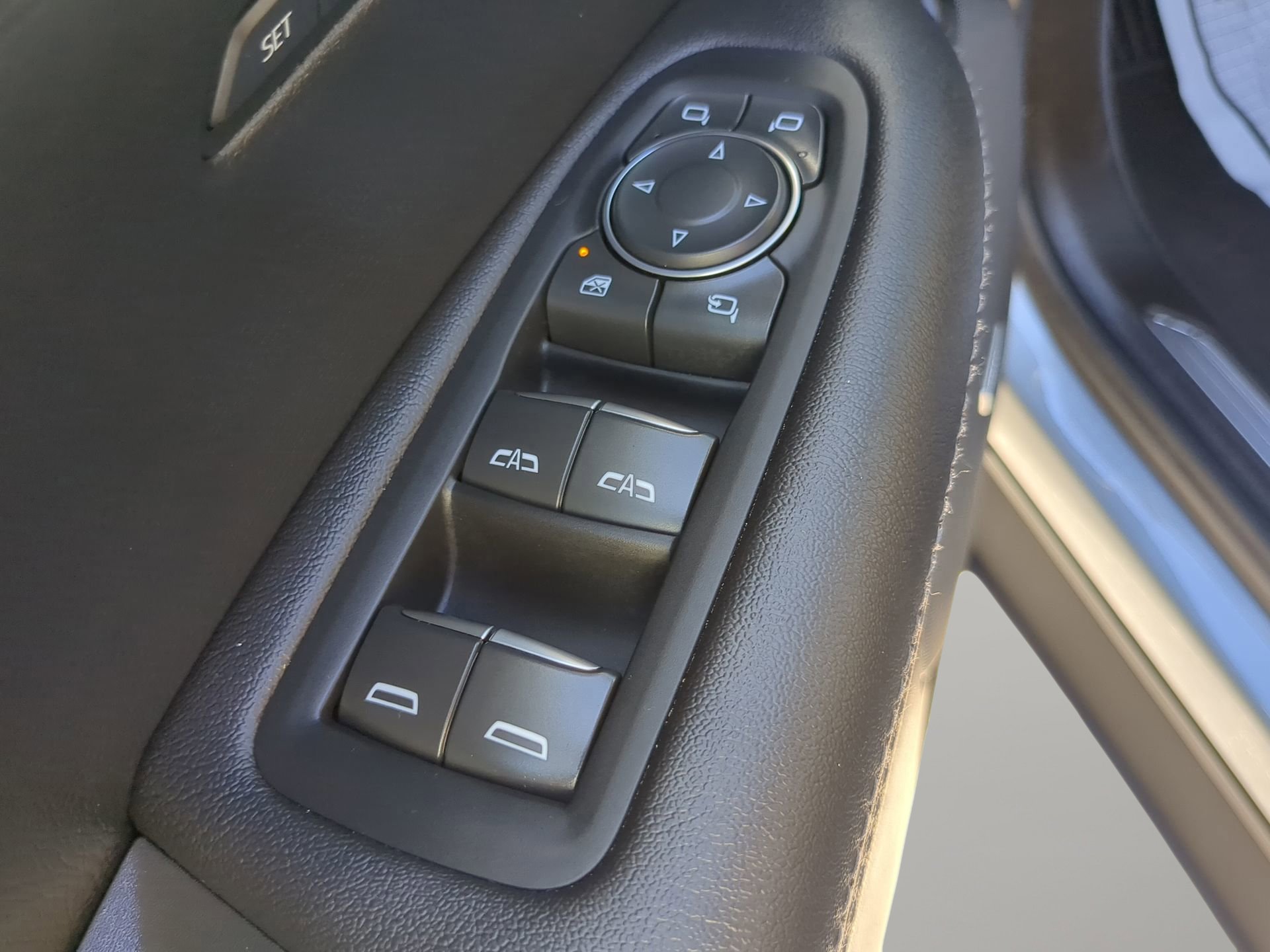 Used 2025 Cadillac XT5 Premium Luxury image 47