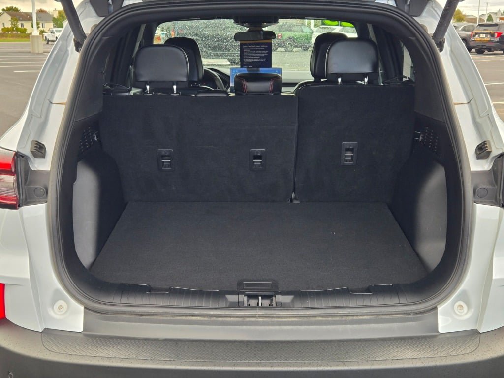 Certified 2025 Ford Escape ST-Line Select w/ Tech Pack #1 AWD/4WD image 15