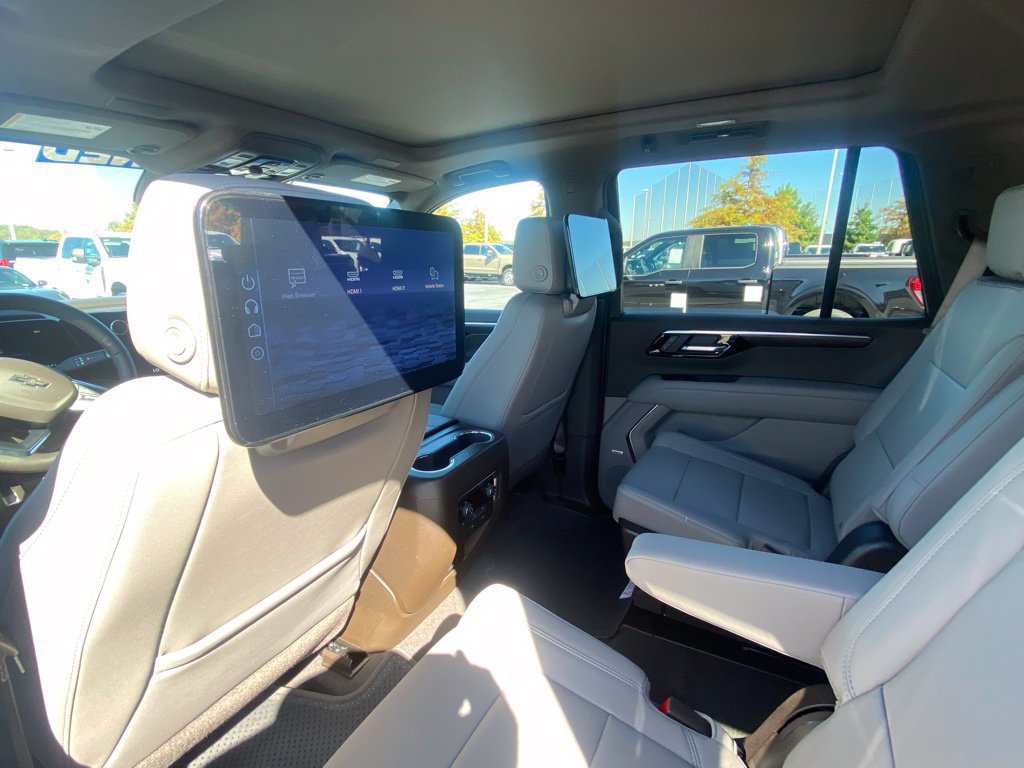Used 2026 Chevrolet Tahoe Z71 w/ Z71 Off-Road Package AWD/4WD image 23