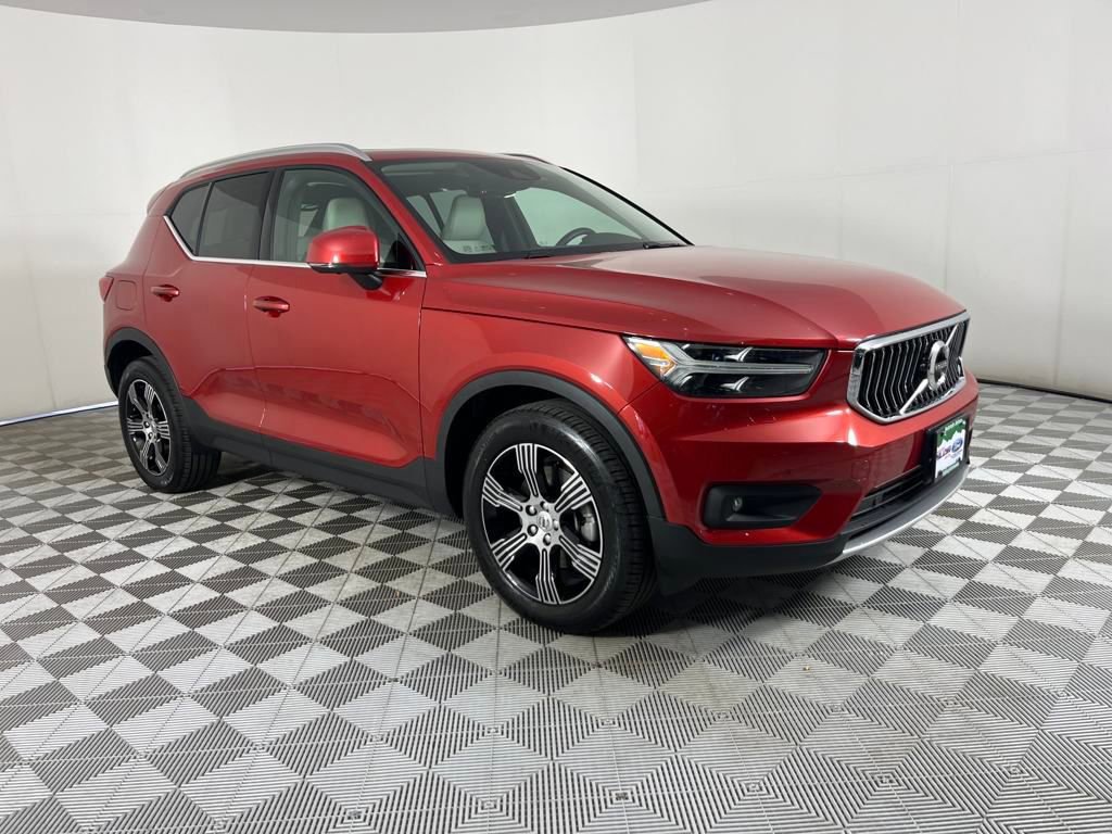 Used 2022 Volvo XC40 T5 Inscription image 6