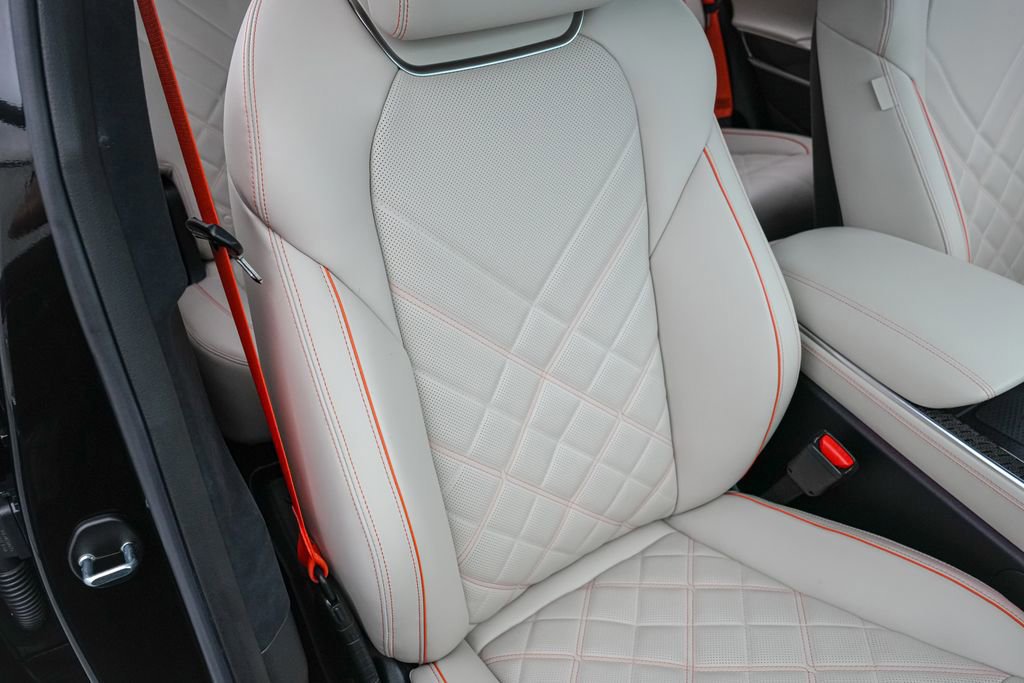 Used 2026 Genesis GV70 3.5T Sport Prestige image 36