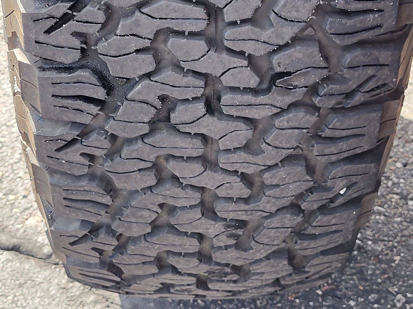 Certified 2024 Ford Bronco Raptor w/ Interior Carbon Fiber Pack 6 AWD/4WD image 12