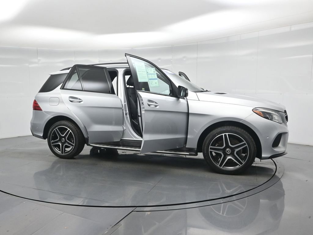Used 2019 Mercedes-Benz GLE 400 4MATIC image 34