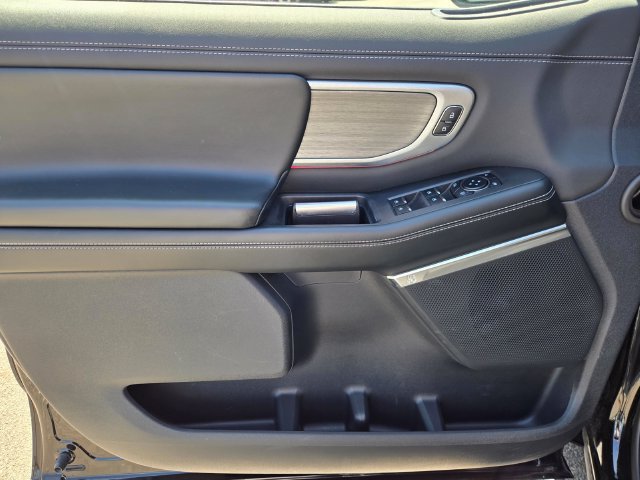 Certified 2025 Ford Expedition Platinum AWD/4WD image 21