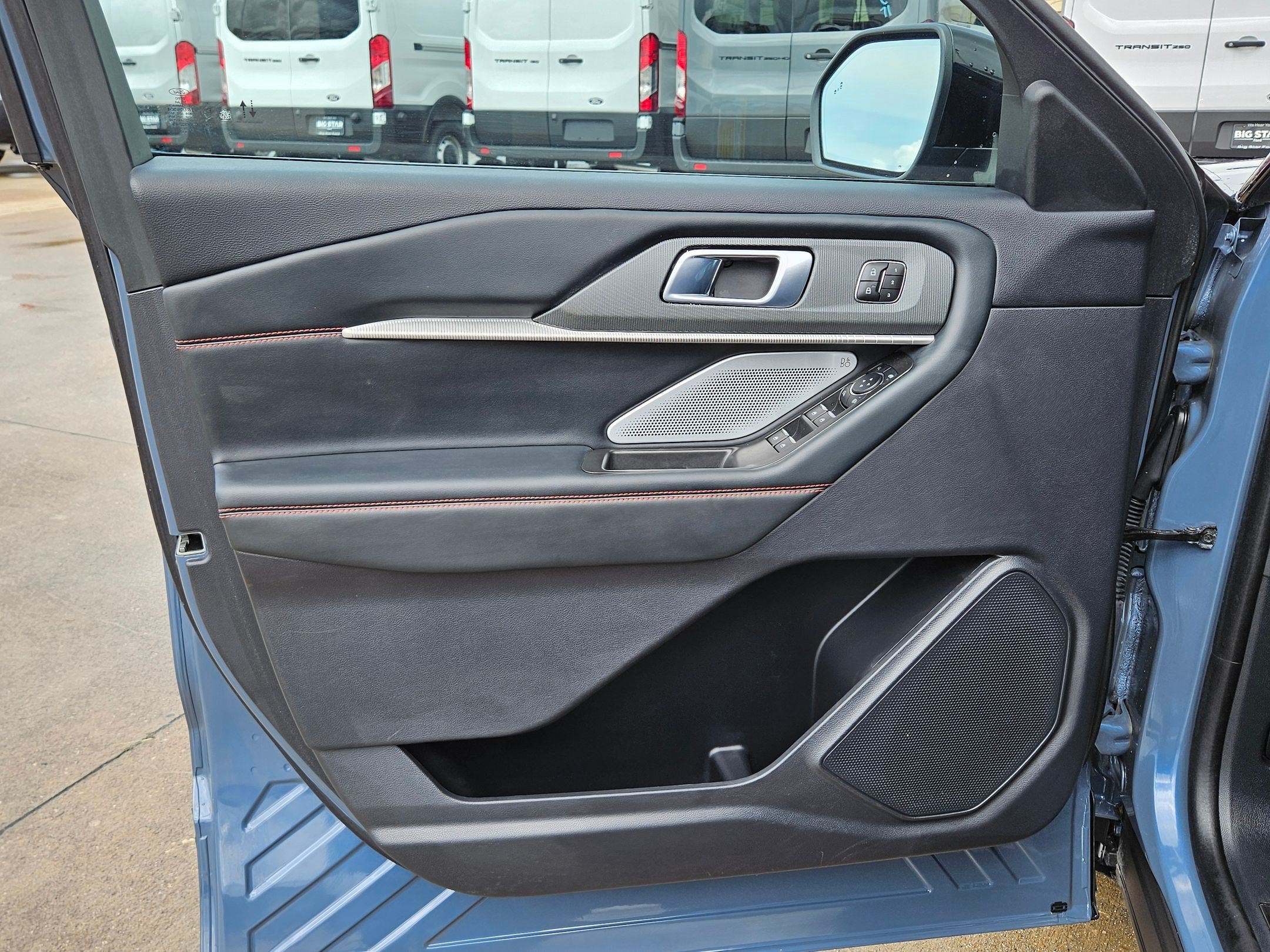 Certified 2025 Ford Explorer ST RWD image 14