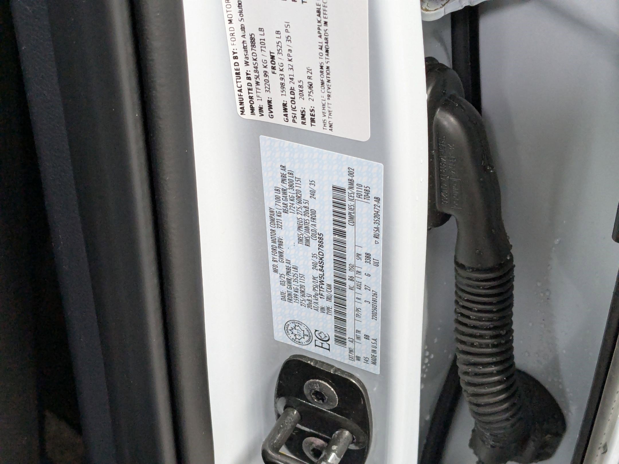 Certified 2025 Ford F150 Lariat image 38