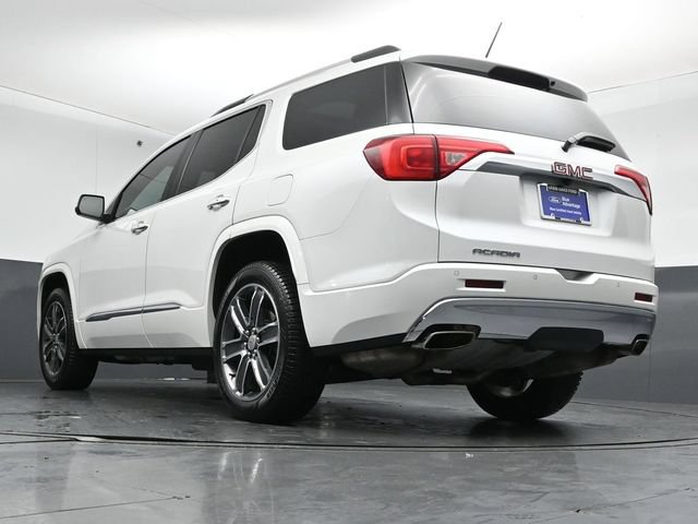 Used 2019 GMC Acadia Denali w/ Technology Package FWD image 43