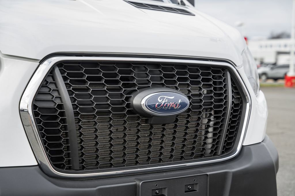 Certified 2024 Ford Transit 250 Low Roof w/ Exterior Upgrade Package image 11