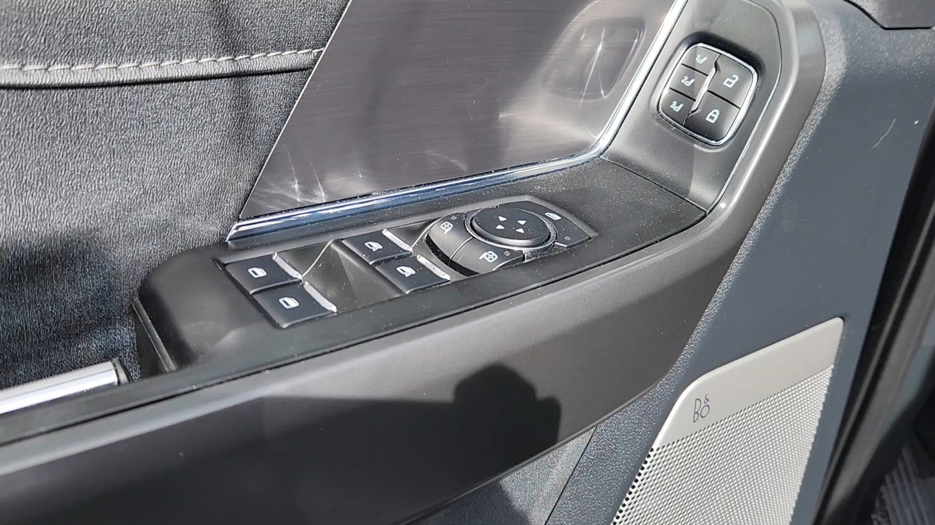 Certified 2024 Ford F150 Lariat image 30