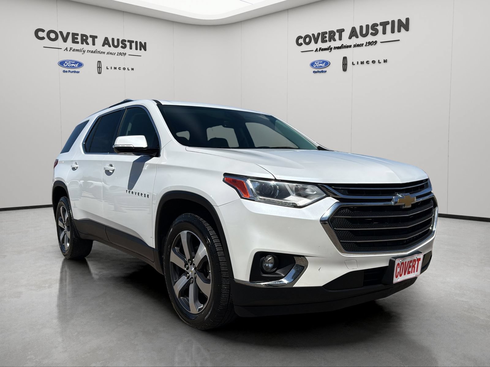Used 2018 Chevrolet Traverse LT w/ LPO, Cargo Package FWD image 6
