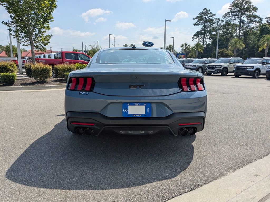 Certified 2025 Ford Mustang GT Premium RWD image 5