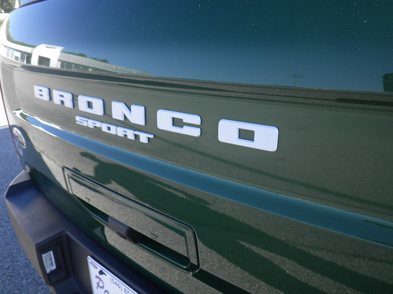 Certified 2024 Ford Bronco Sport Outer Banks w/ Tech Package AWD/4WD image 10