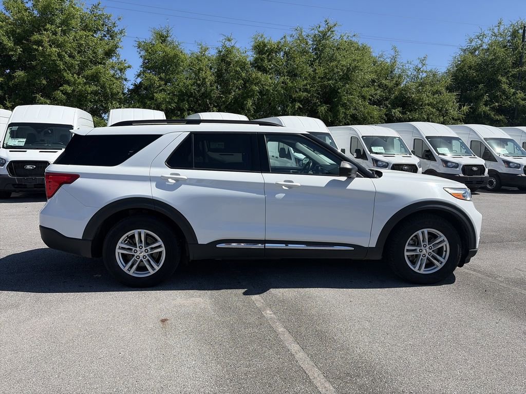 Certified 2023 Ford Explorer XLT w/ Equipment Group 202A RWD image 8