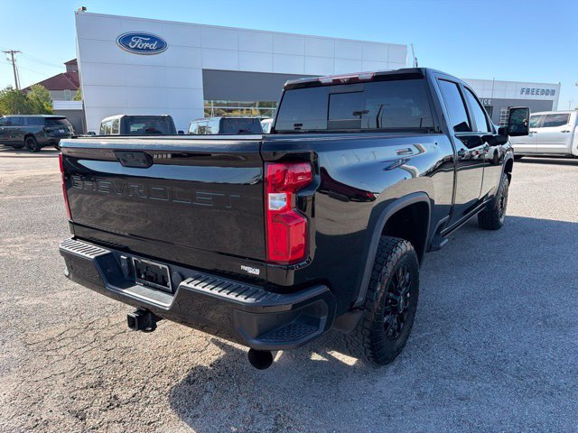 Used 2022 Chevrolet Silverado 2500 LTZ w/ LTZ Plus Package AWD/4WD image 5