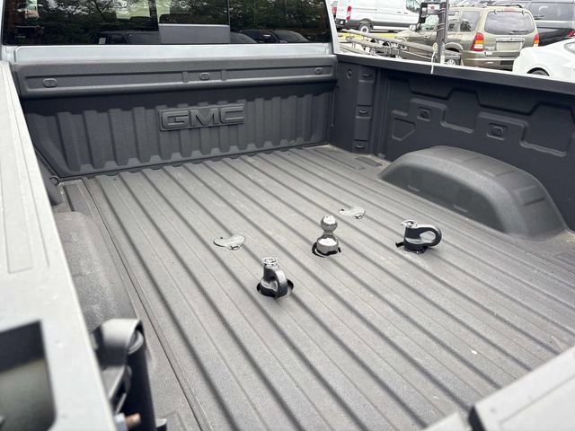 Used 2025 GMC Sierra 2500 Denali Ultimate AWD/4WD image 12
