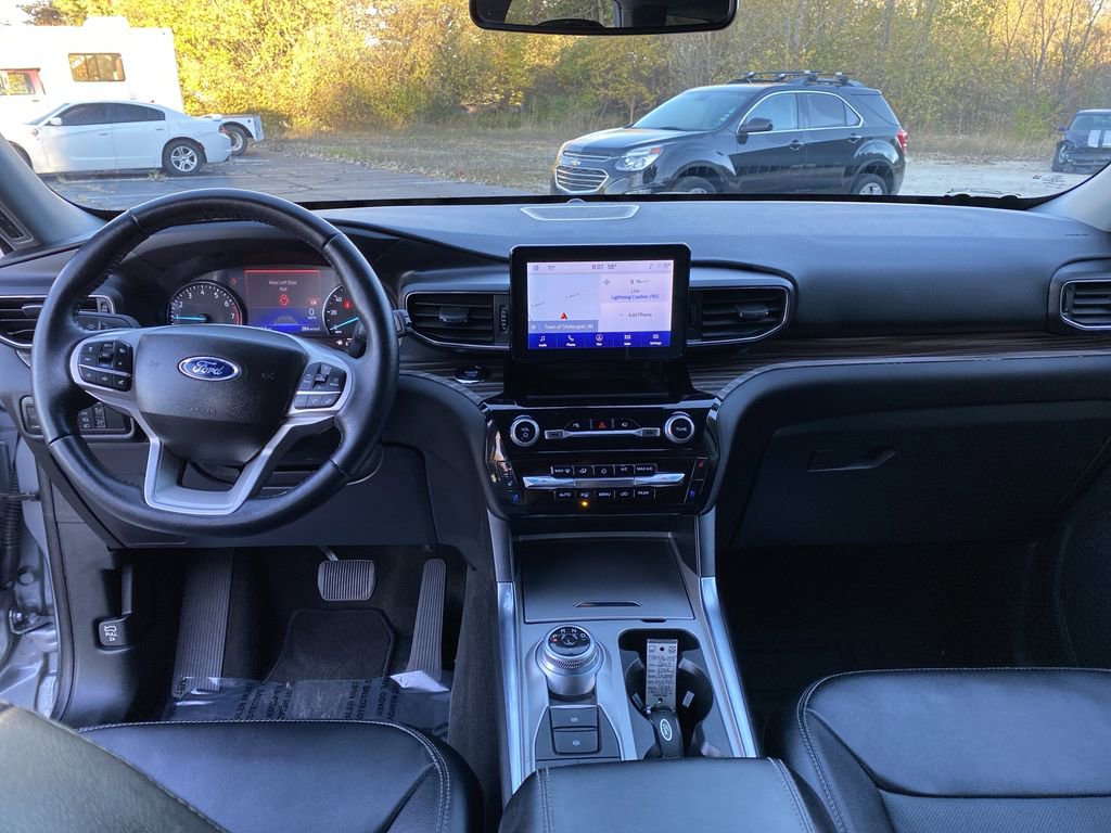 Certified 2023 Ford Explorer Limited image 6
