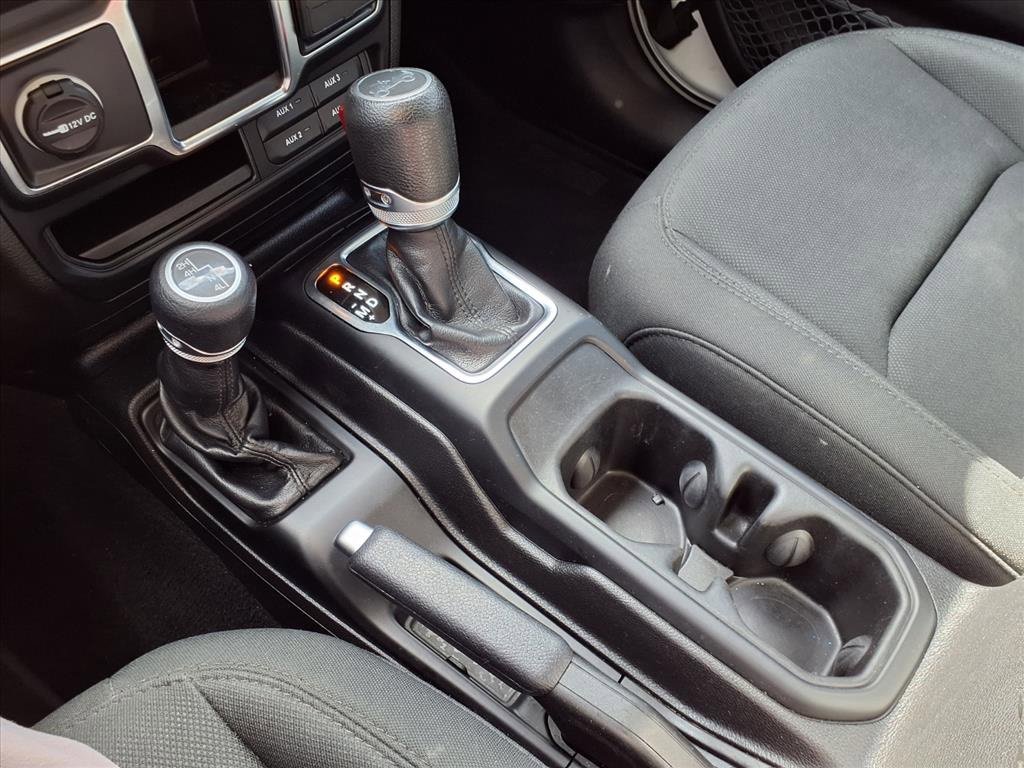 Used 2018 Jeep Wrangler Unlimited Sport image 21