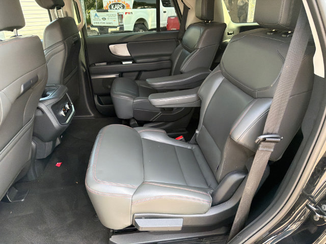 Certified 2025 Ford Expedition Active RWD image 24