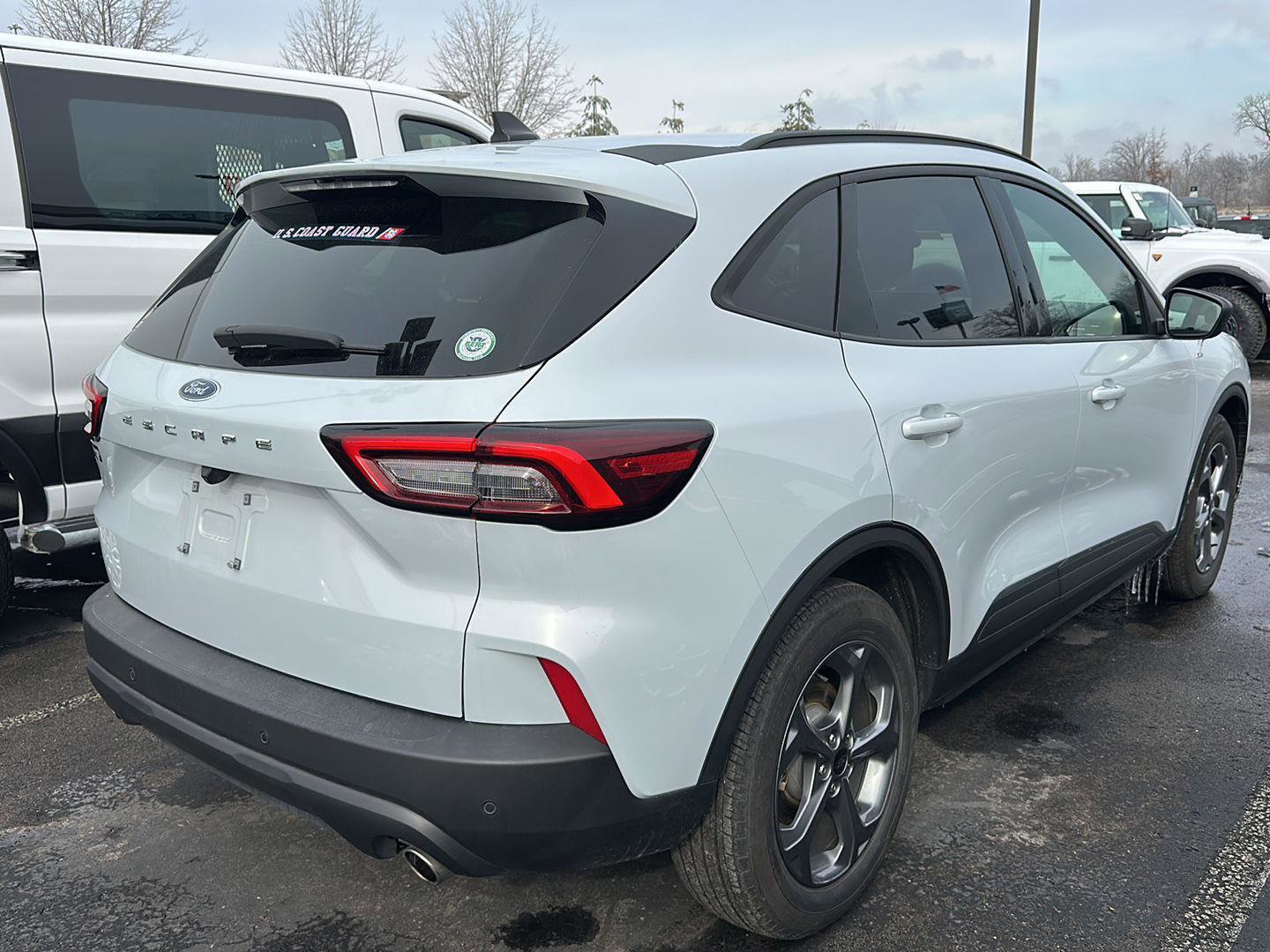 Certified 2025 Ford Escape ST-Line w/ Tech Pack #1 FWD image 3