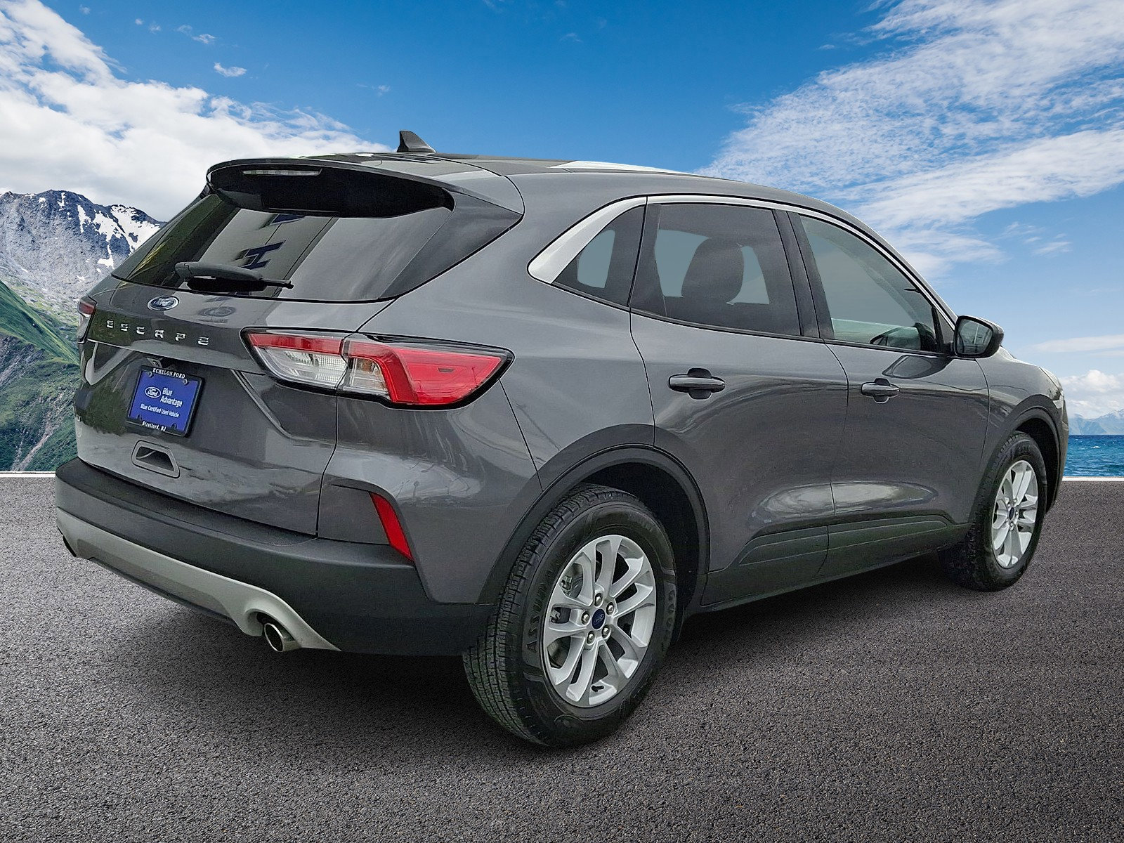 Certified 2021 Ford Escape SE w/ Convenience Package image 4