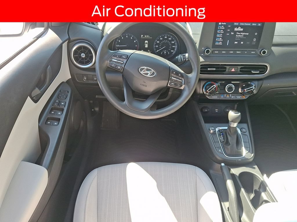 Used 2023 Hyundai Kona SEL w/ Winter Weather Package AWD/4WD image 11