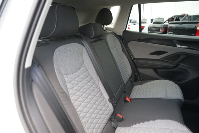 Used 2025 Volkswagen Tiguan S FWD image 16