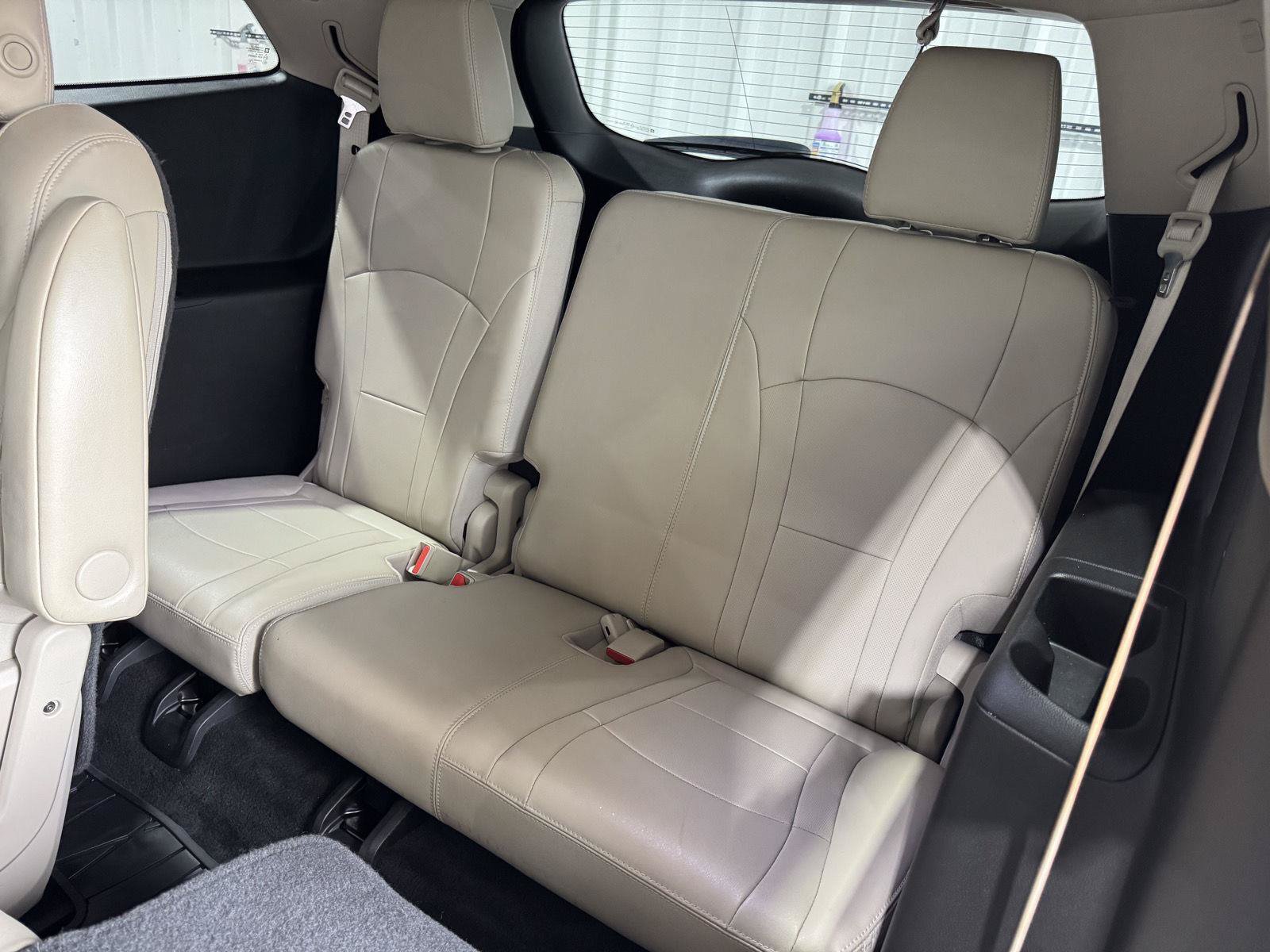 Used 2018 Buick Enclave Premium w/ LPO, Hit The Road Package AWD/4WD image 29