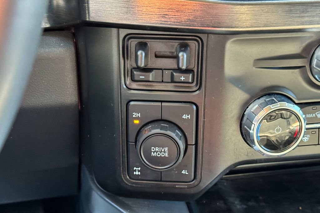 Certified 2024 Ford F250 Lariat w/ Black Appearance Package image 43