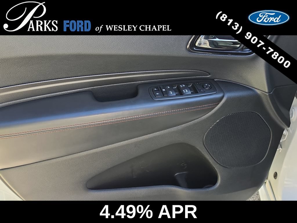 Used 2023 Dodge Durango R/T RWD image 16