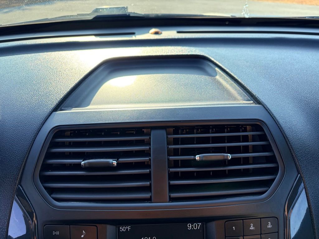 Certified 2019 Ford Explorer FWD image 10