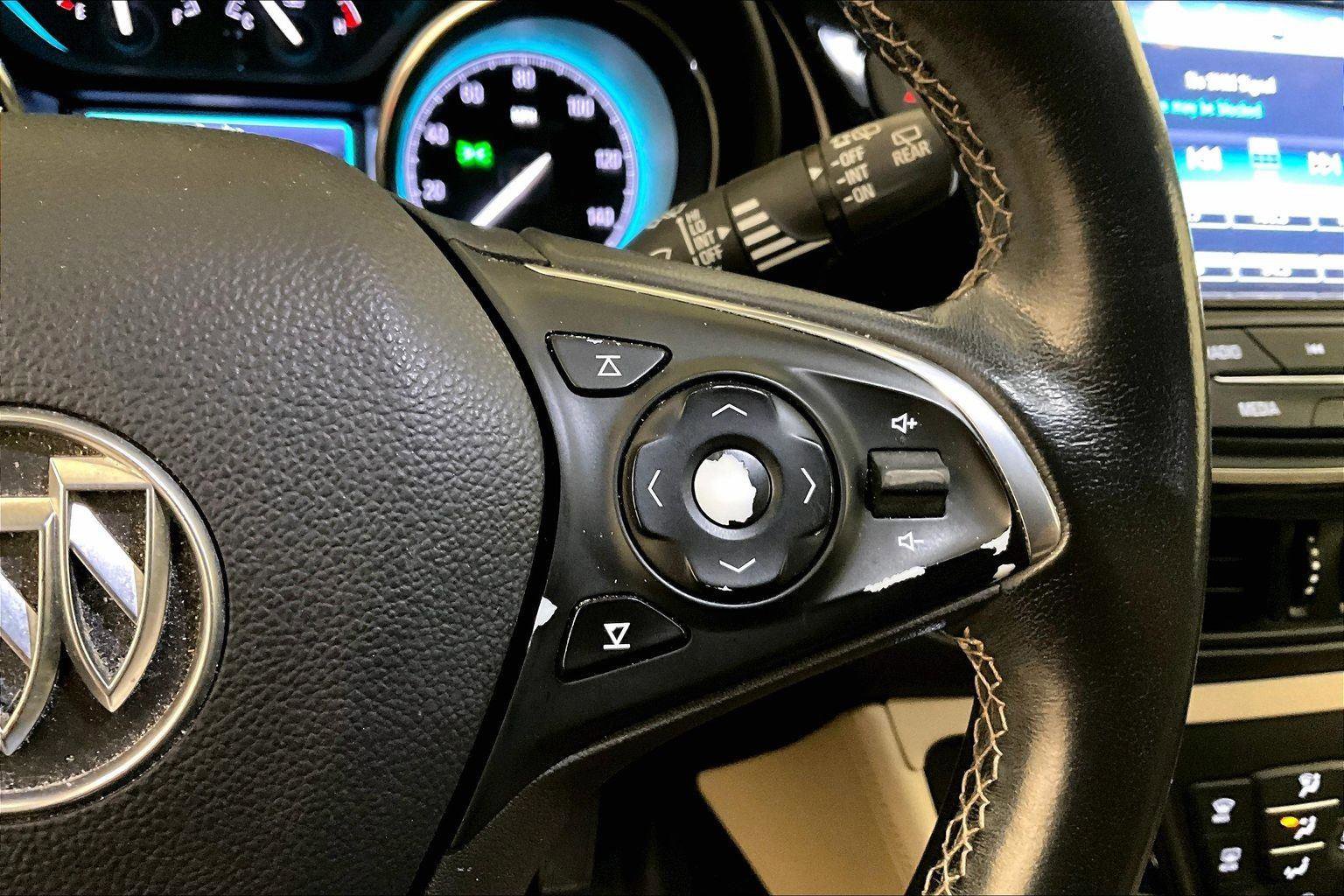 Used 2017 Buick Envision Preferred image 18