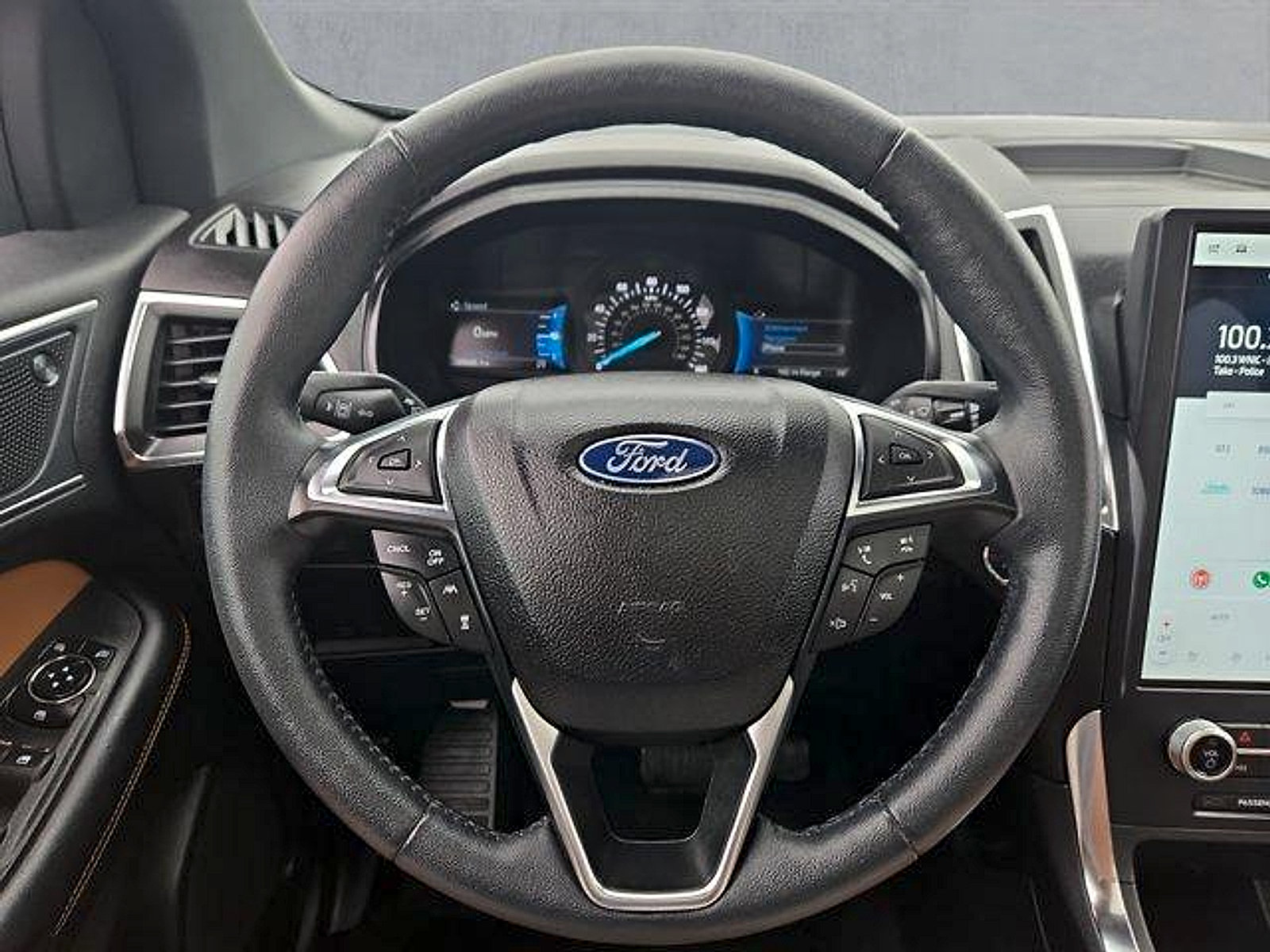 Certified 2024 Ford Edge Titanium w/ Titanium Elite Package AWD/4WD image 13