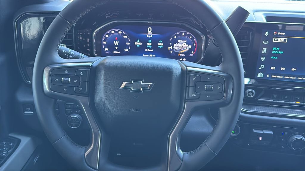 Used 2026 Chevrolet Silverado 2500 ZR2 w/ LPO, Dark Essentials Package image 12