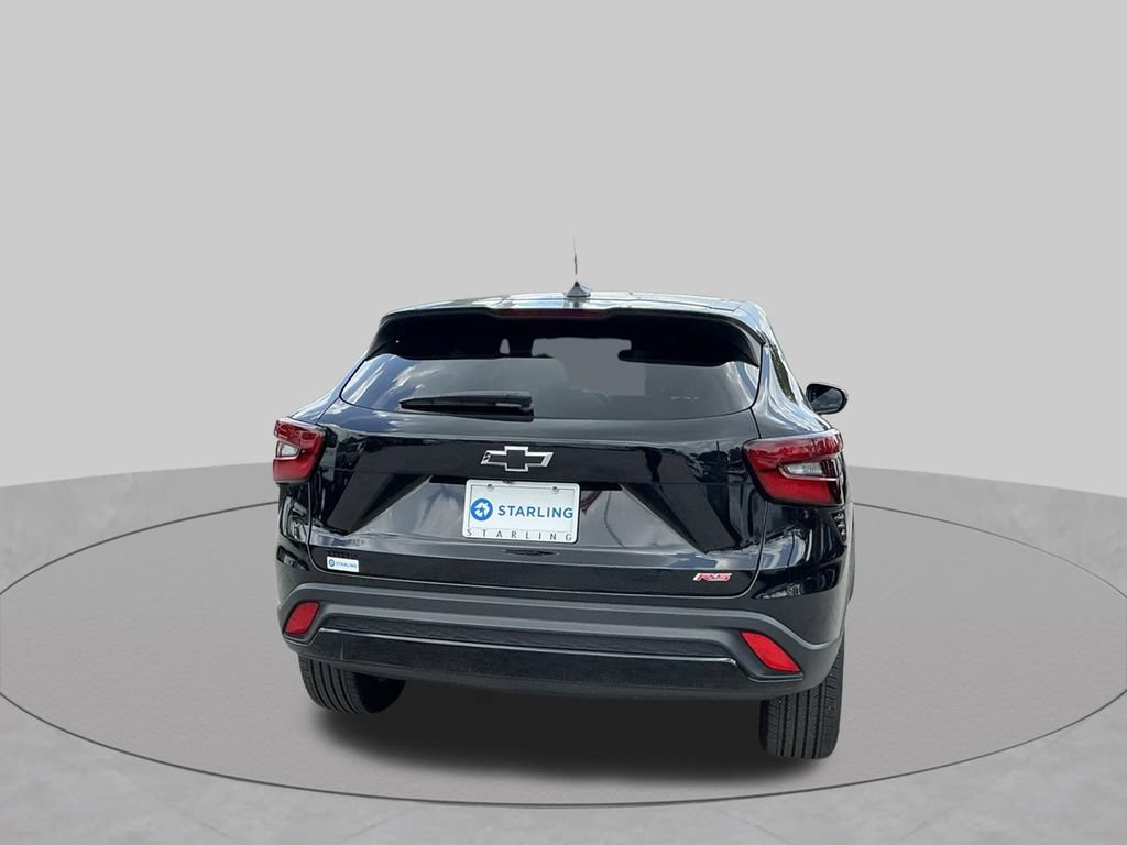 Used 2024 Chevrolet Trax RS FWD image 13