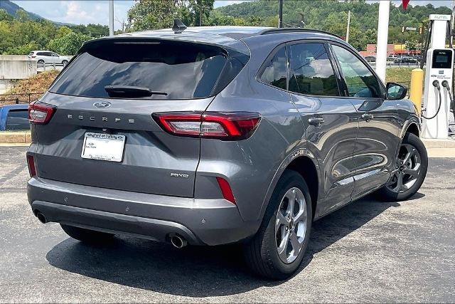 Certified 2023 Ford Escape ST-Line w/ Tech Pack #1 AWD/4WD image 13
