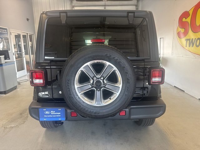 Used 2020 Jeep Wrangler Unlimited Sahara w/ Uconnect 4C Nav & Sound Group image 4