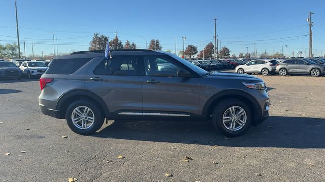 Certified 2022 Ford Explorer XLT w/ Equipment Group 202A image 6