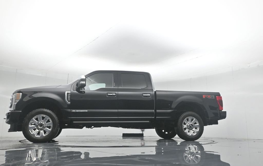 Certified 2022 Ford F250 Platinum w/ FX4 Off-Road Package image 23