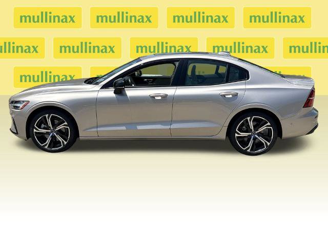 Used 2024 Volvo S60 B5 Plus AWD/4WD image 10