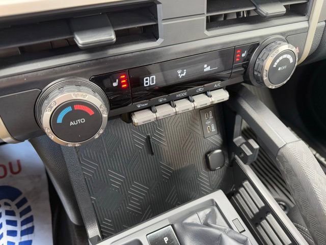 Used 2025 Toyota Tacoma 4x4 Double Cab Hybrid image 30