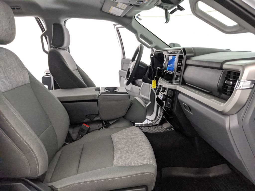 Certified 2024 Ford F350 XLT w/ 360-Degree Camera Package AWD/4WD image 20