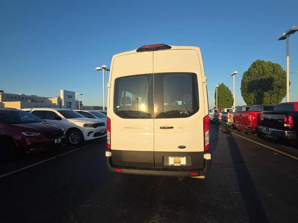 Certified 2023 Ford Transit 350 XLT RWD image 5
