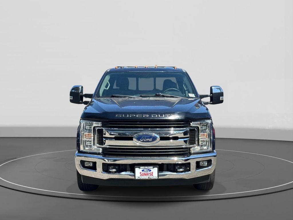Certified 2019 Ford F250 XLT w/ XLT Premium Package RWD image 3