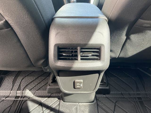 Used 2020 Chevrolet Equinox LT w/ LPO, Floor Liner Package AWD/4WD image 9