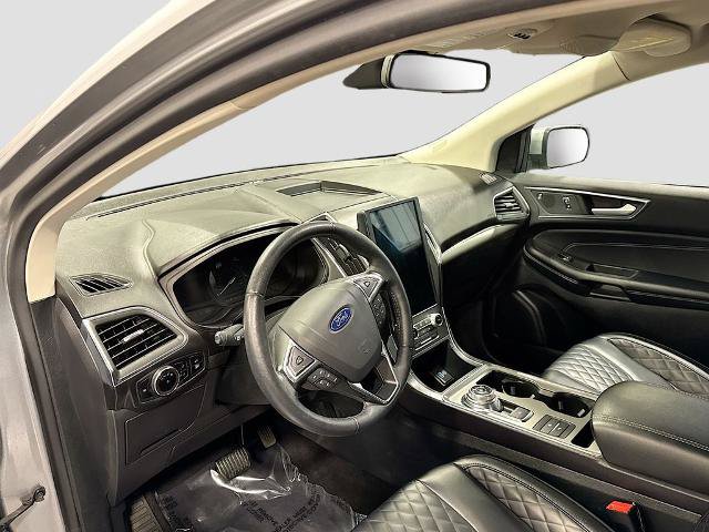 Certified 2024 Ford Edge Titanium AWD/4WD image 22