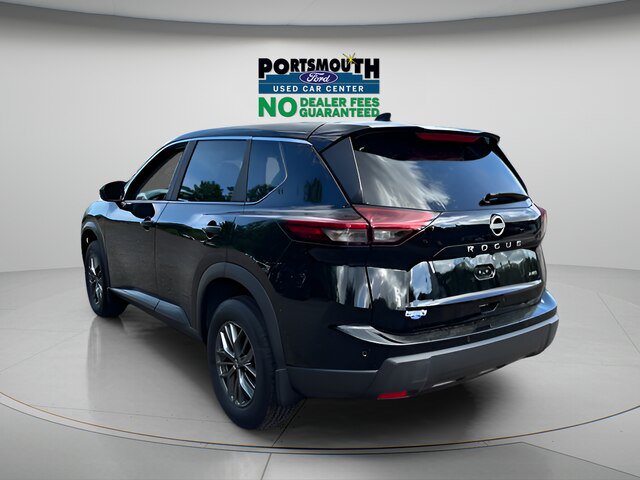 Used 2025 Nissan Rogue S AWD/4WD image 19