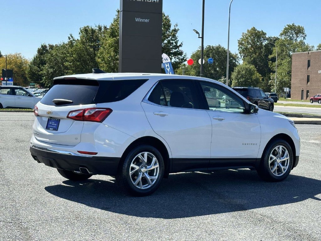 Used 2018 Chevrolet Equinox LT FWD image 4